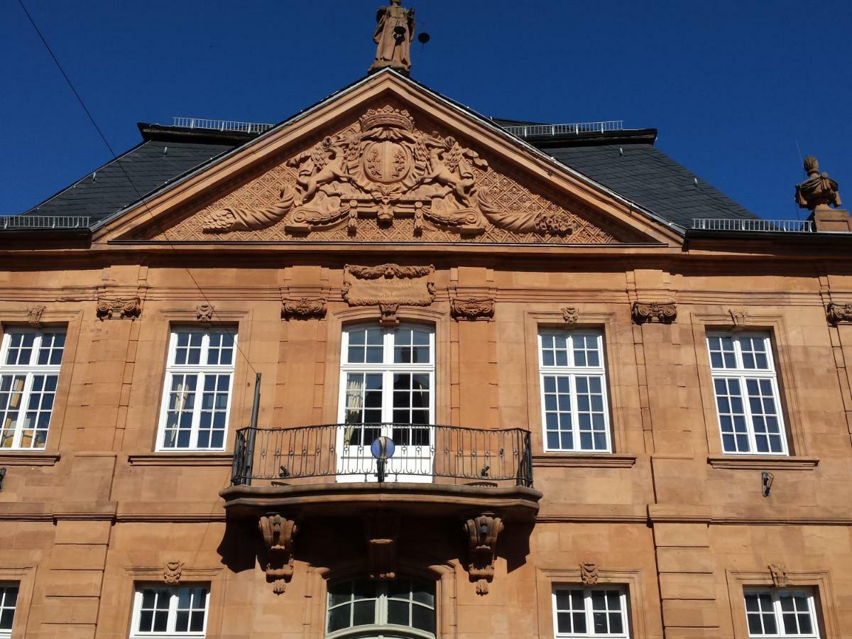 Moderne Wohnung In Barockem Altstadthaus Nahe Altstadt Und Radweg Blieskastel Exterior photo